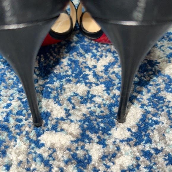 CHRISTIAN LOUBOUTIN Choca Criss Sandal 37 / 7 - Picture 6 of 9